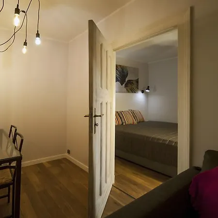Apartman Very Berry - K Jadwigi 58 - Old Apartment, Self Check In 24h! *