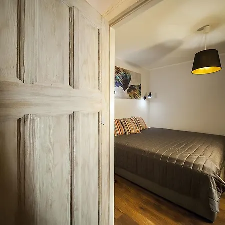 Apartman Very Berry - K Jadwigi 58 - Old Apartment, Self Check In 24h!