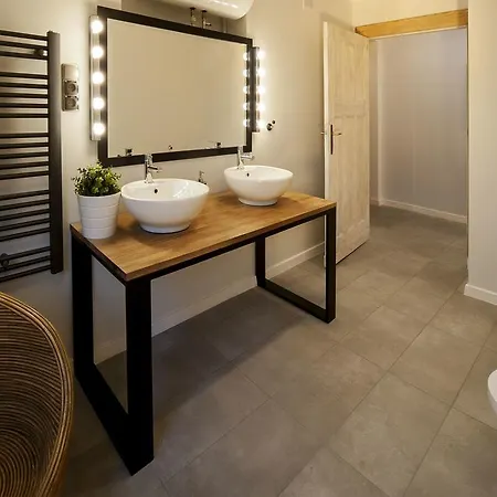 Apartman Very Berry - K Jadwigi 58 - Old Apartment, Self Check In 24h! *